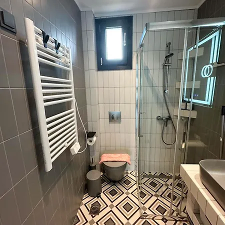 Serenade Apartment