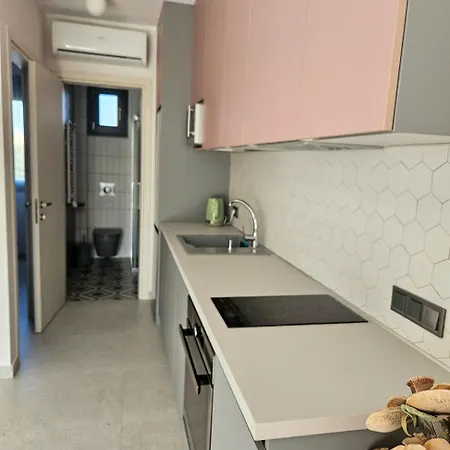 Serenade 아파트 *